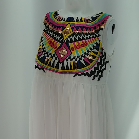 White Flowy Colorful Bohemian Embroidered Dress - Picture 4 of 8